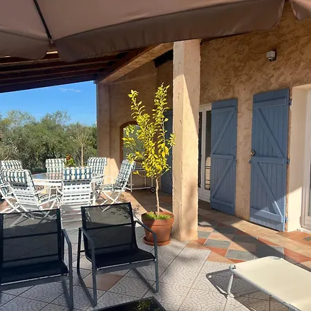 Maison De Avec Grand Jardin Et 3 *
