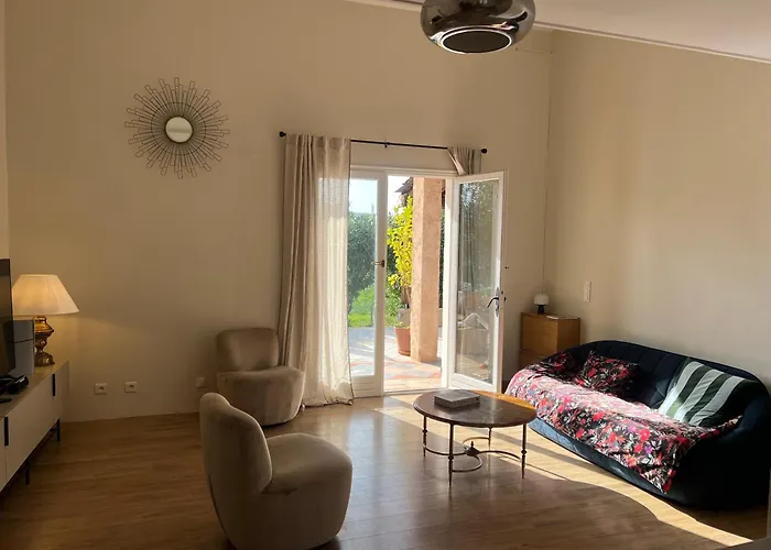 Maison De Avec Grand Jardin Et 3 * Calvi (Corsica)
